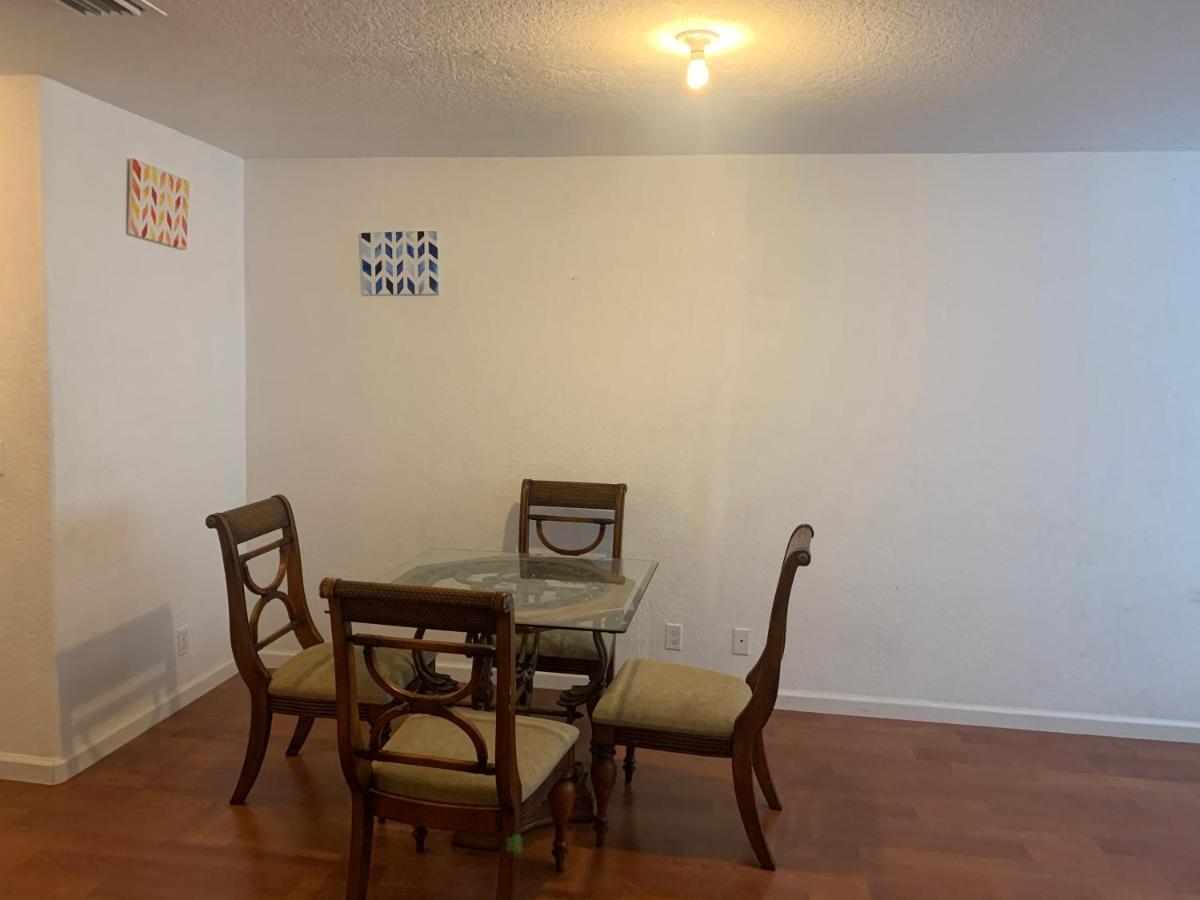 Bedroom Suite In Lauderdale Lakes Townhome Fort Lauderdale Exterior foto